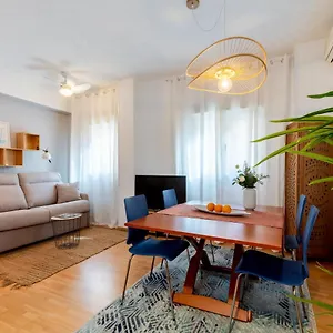 Apartment Bonito Callejon En La Juderia By Thegoodtourist, Seville